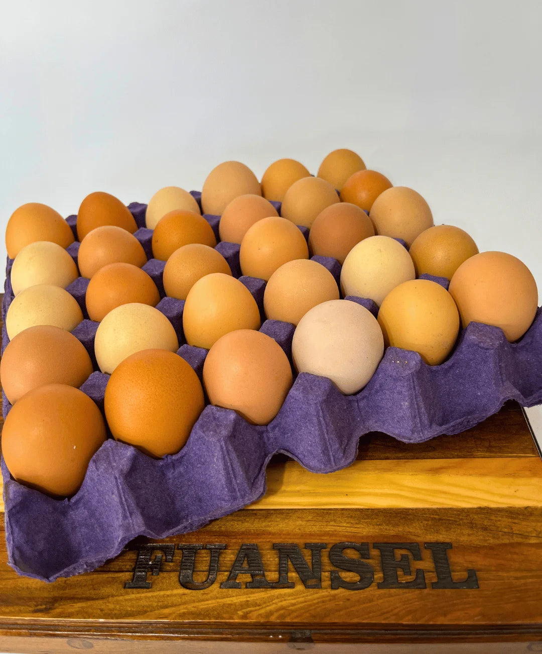 Huevos de Rancho 100% Naturales: Frescura Directamente de la Granja