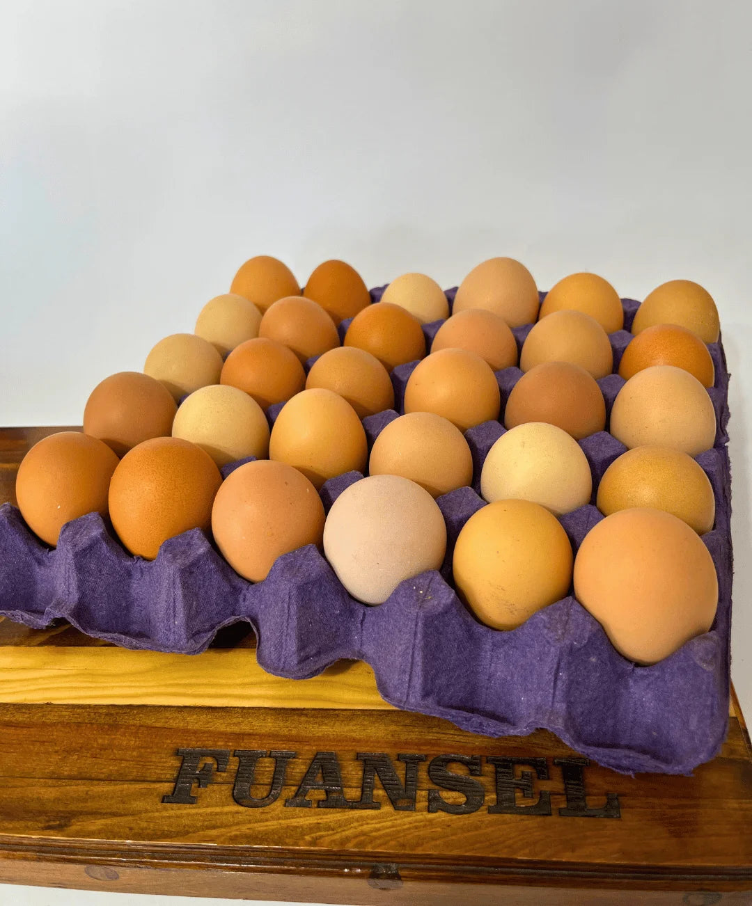 Huevos de Rancho 100% Naturales: Frescura Directamente de la Granja