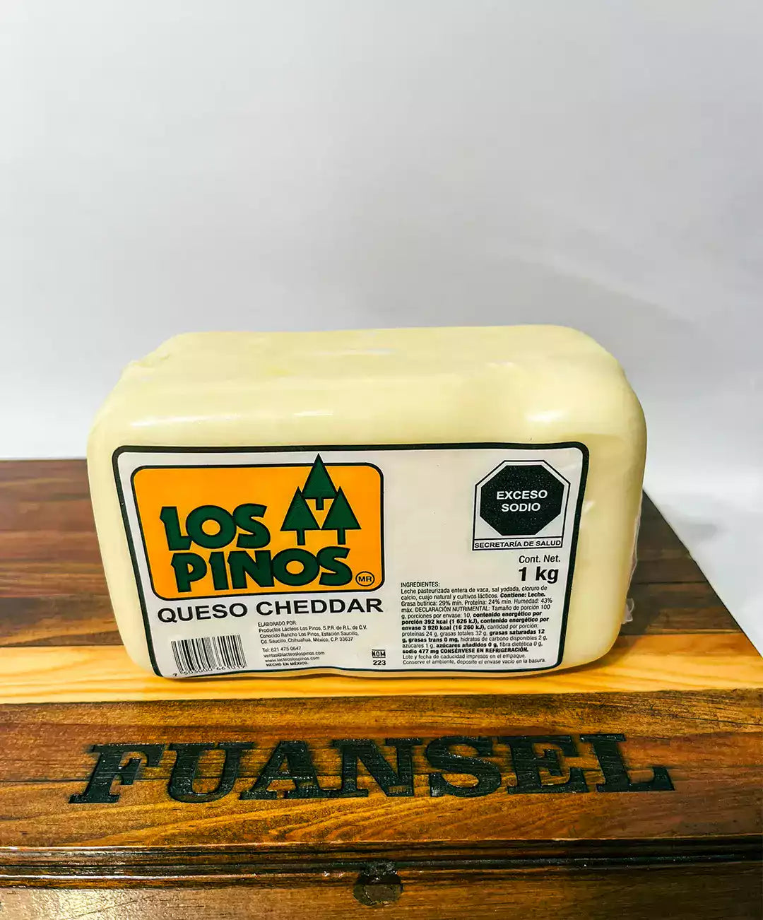 Queso Cheddar Los Pinos – 1 kg