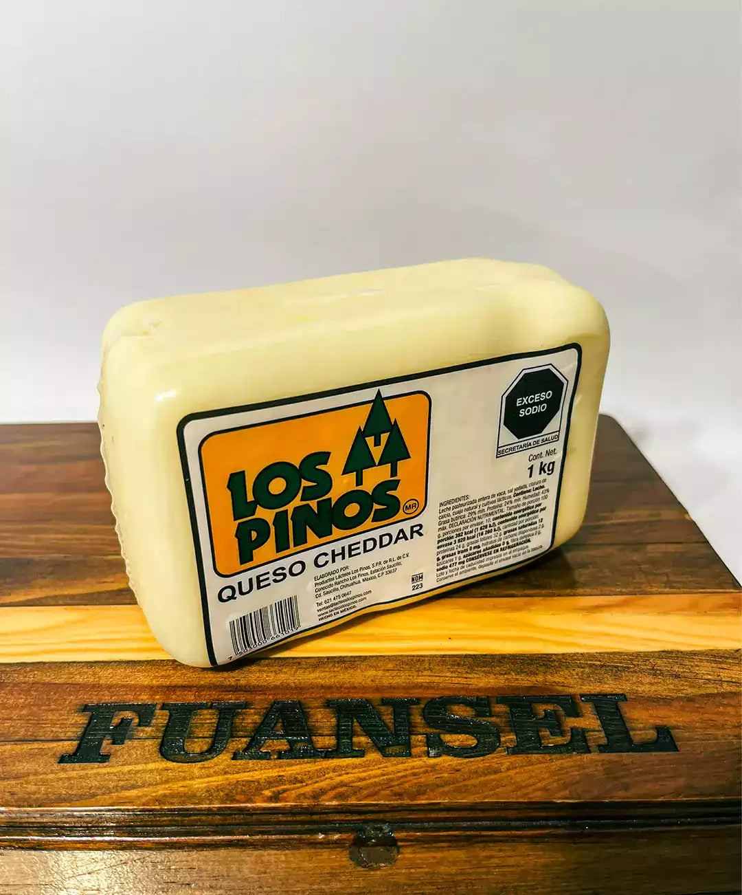 Queso Cheddar Los Pinos – 1 kg